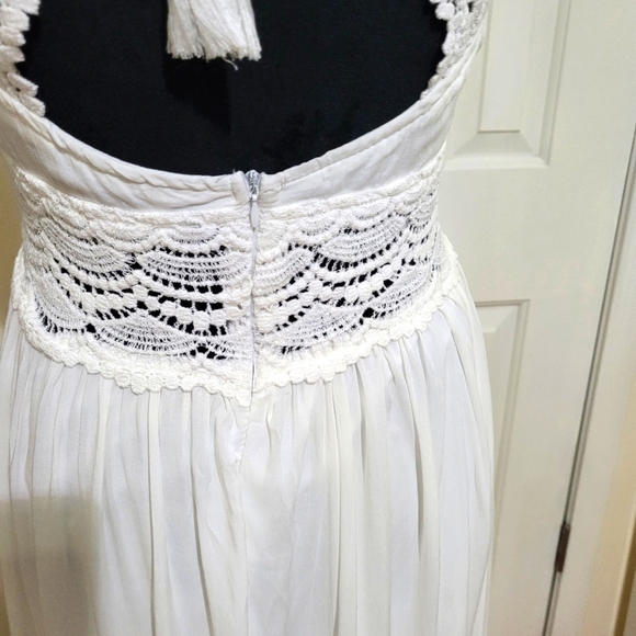 * Fashion Nova Woman's Breeze Through Life Crochet Midi Dress NWOT White Small - Picture 7 of 15